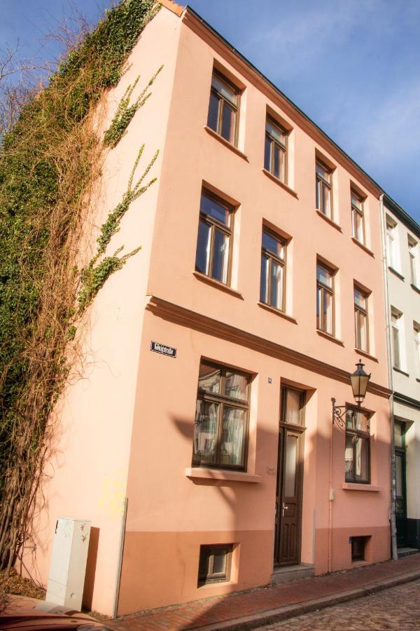 Ferienwohnung Am Alten Hafen Wismar Luaran gambar