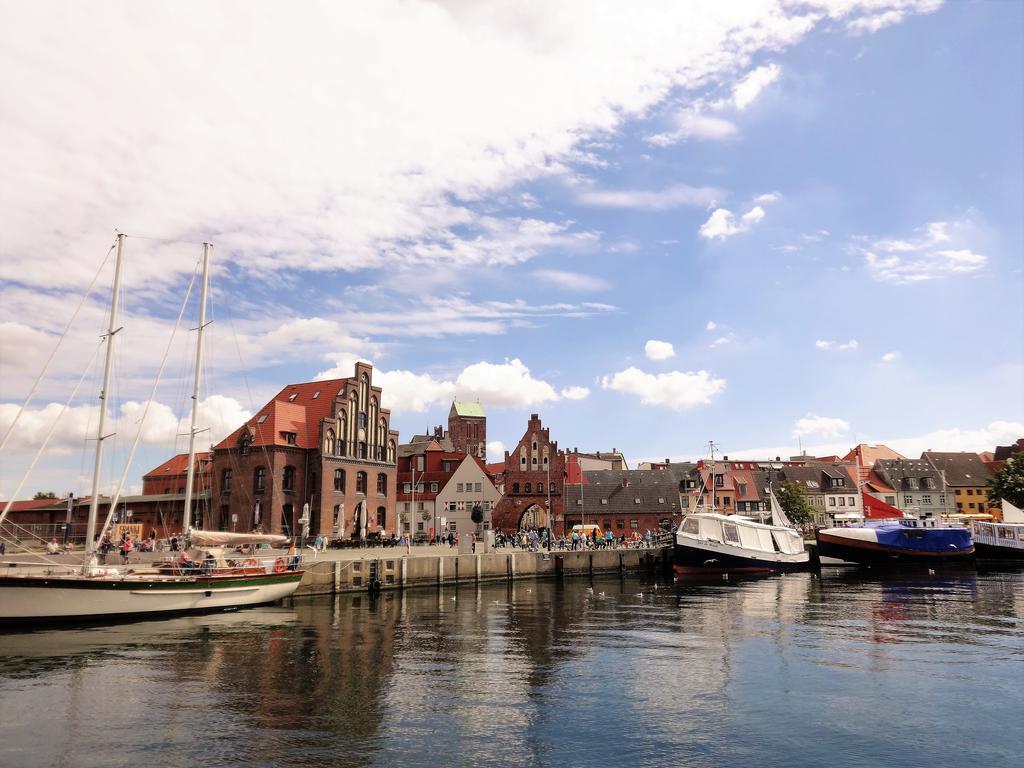 Ferienwohnung Am Alten Hafen Wismar Luaran gambar