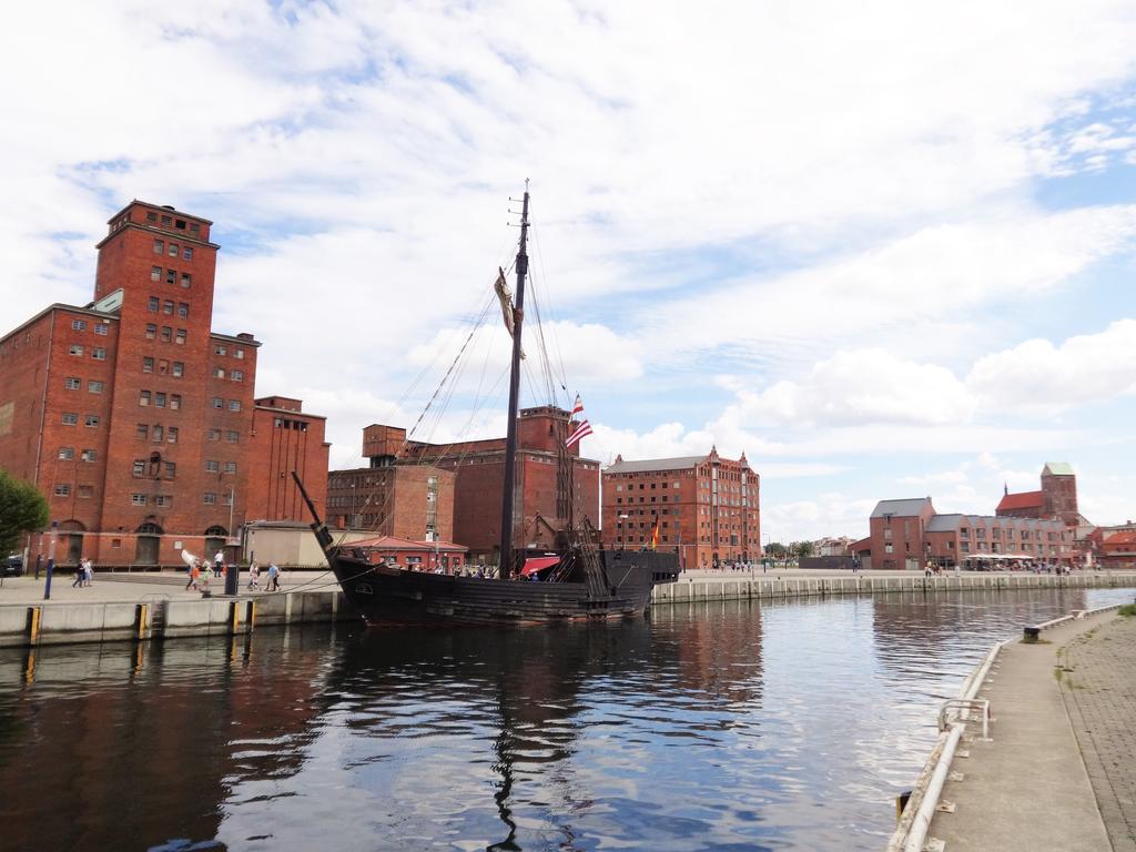 Ferienwohnung Am Alten Hafen Wismar Luaran gambar